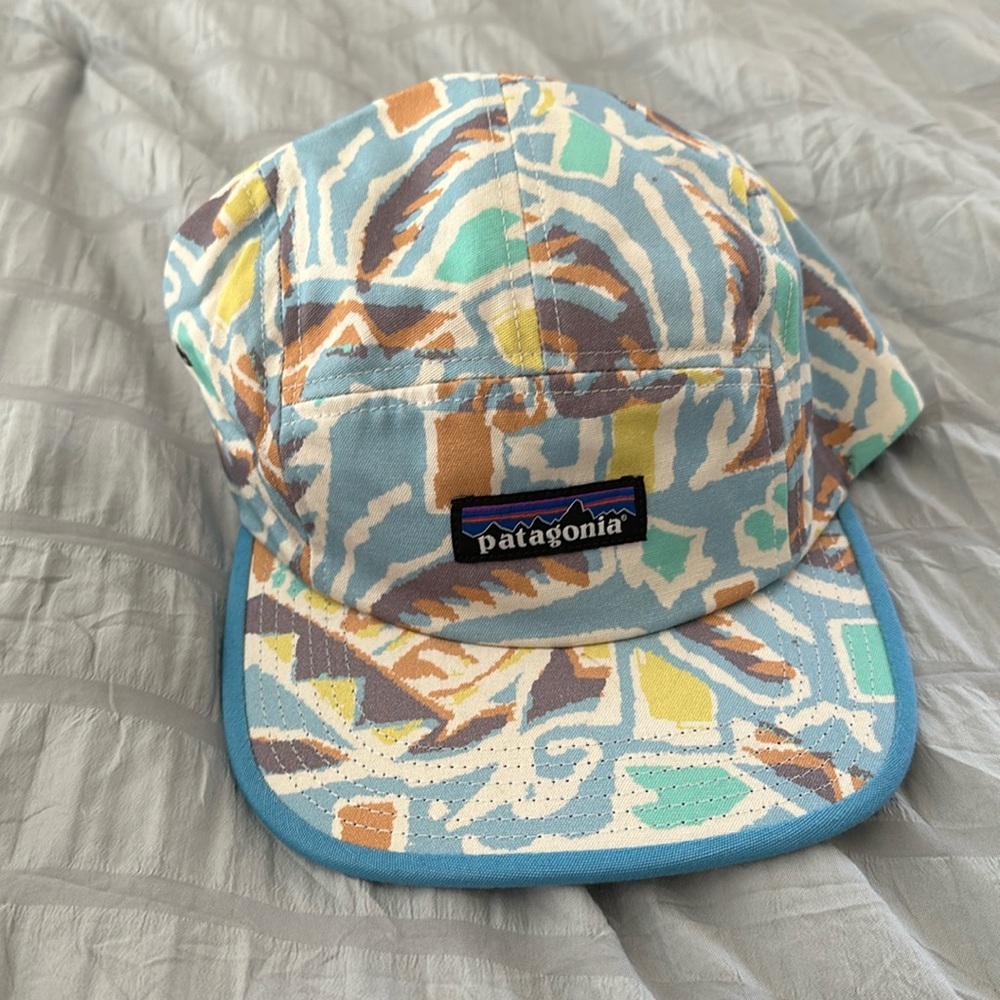 NWT Patagonia P-6 Label Maclure Hat